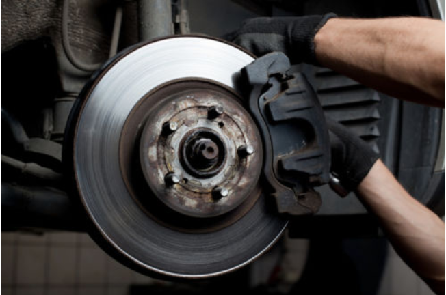 Some tricks to tell should you change the brake pad or not